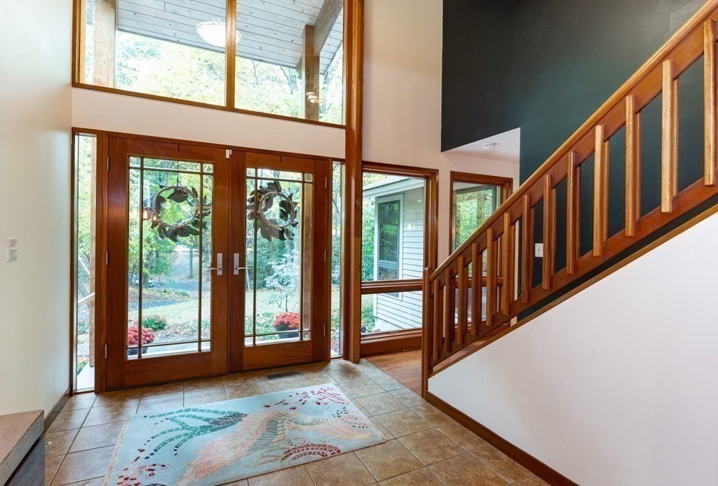 12 Rice Spring Lane Wayland, MA 01778 - Photo 9 of 37 a view of an entryway