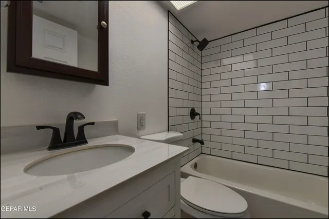 $249,500 | 1825 Coleen Avenue, Las Cruces, NM 88001