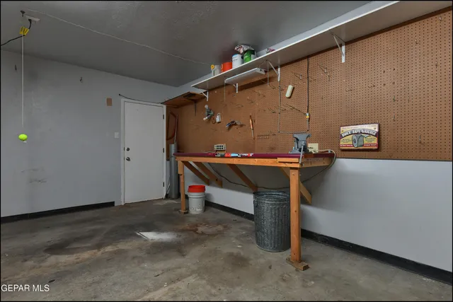 $249,500 | 1825 Coleen Avenue, Las Cruces, NM 88001