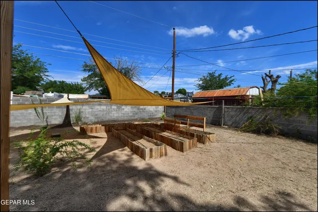 $249,500 | 1825 Coleen Avenue, Las Cruces, NM 88001