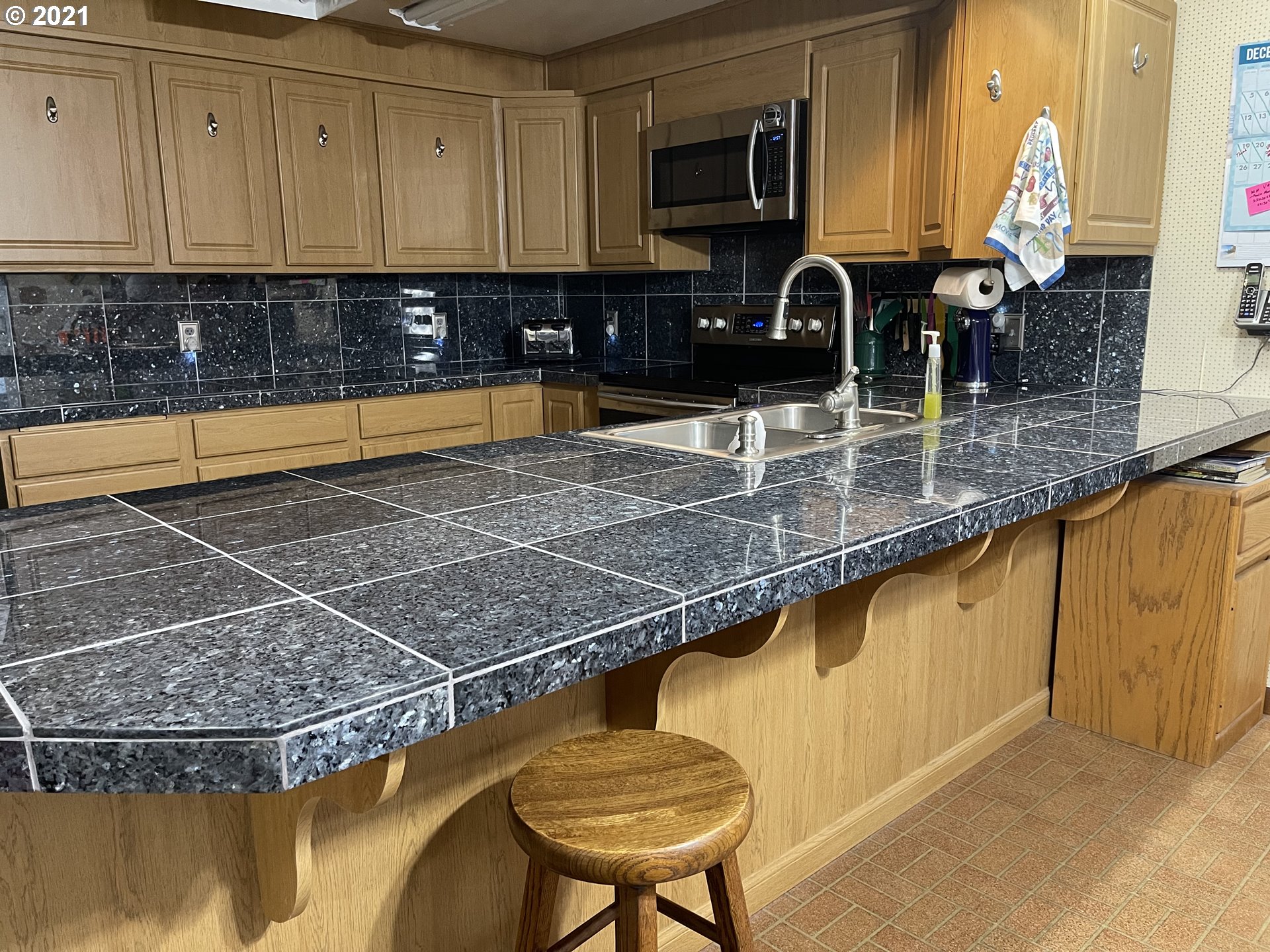 895 View Street Reedsport, OR 97467 - Photo 3 of 6 Gallery Image 3