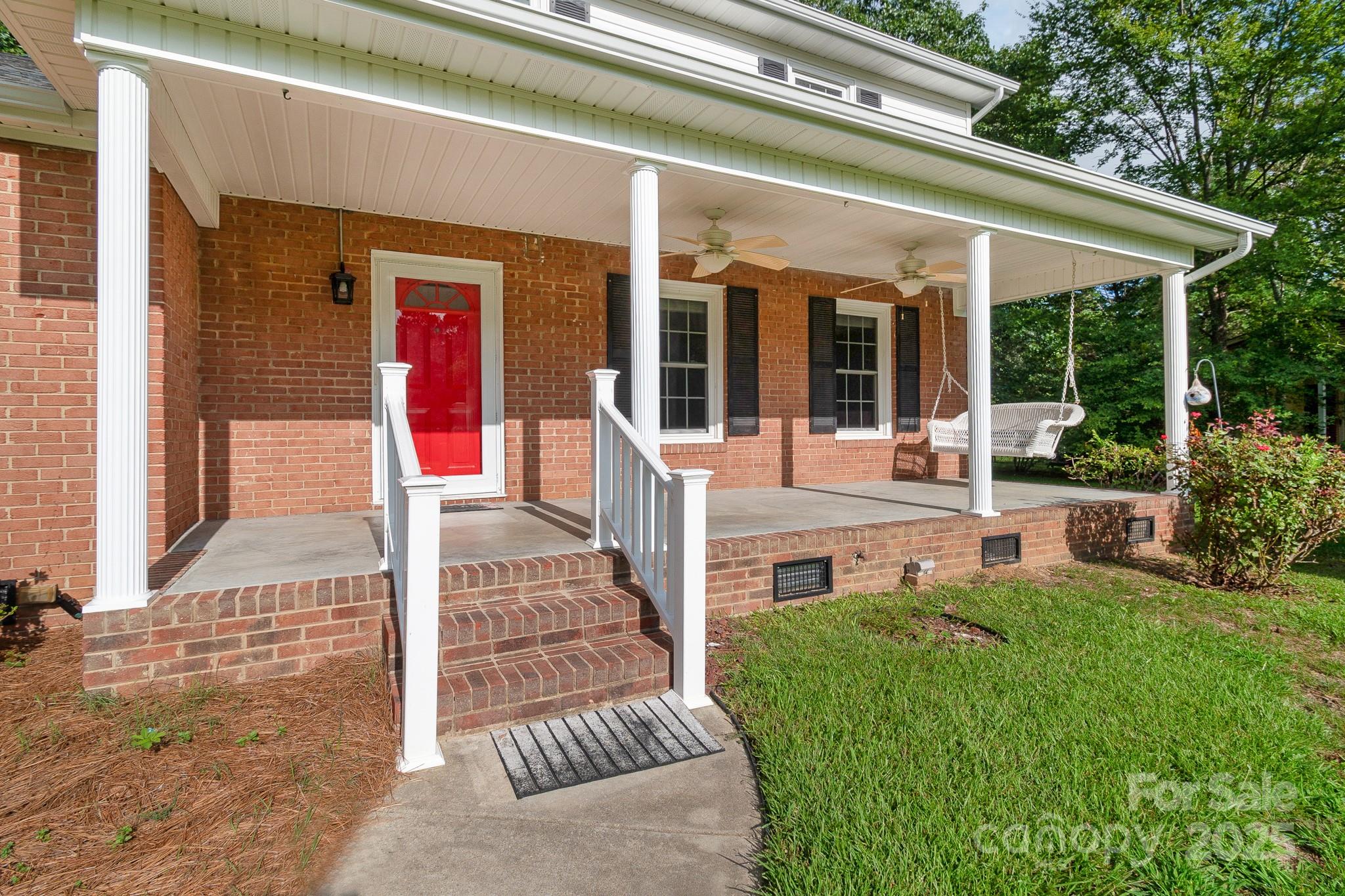 2470 Country Club Drive Lancaster, SC 29720 - Photo 7 of 48