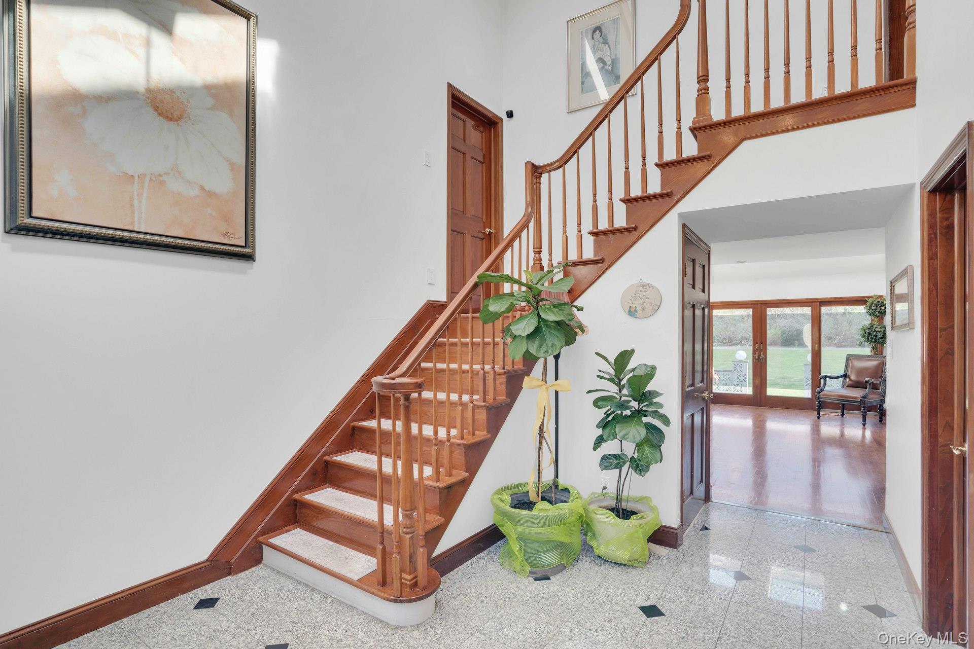 12 Bagatelle Road Dix Hills, NY 11746 - Photo 7 of 48