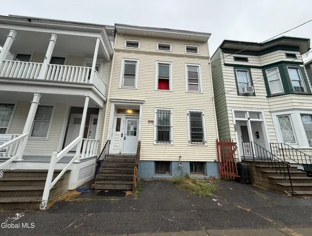 $274,900 | 517 Hamilton Street, Albany, NY 12203
