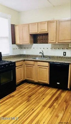 $274,900 | 517 Hamilton Street, Albany, NY 12203