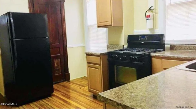 $274,900 | 517 Hamilton Street, Albany, NY 12203