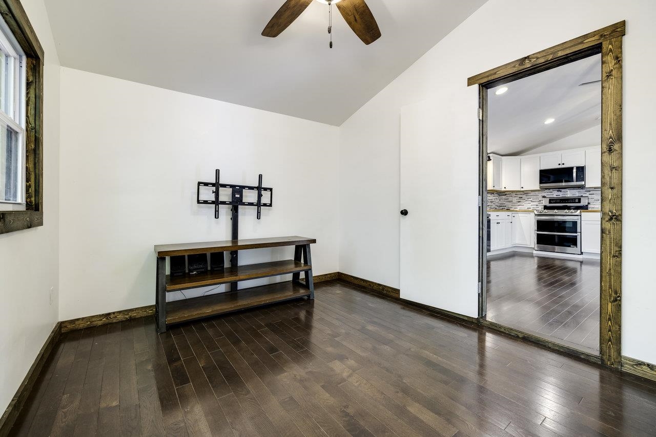 162 Deer Track Road Luray, VA 22835 - Photo 27 of 72 Gallery Image 27