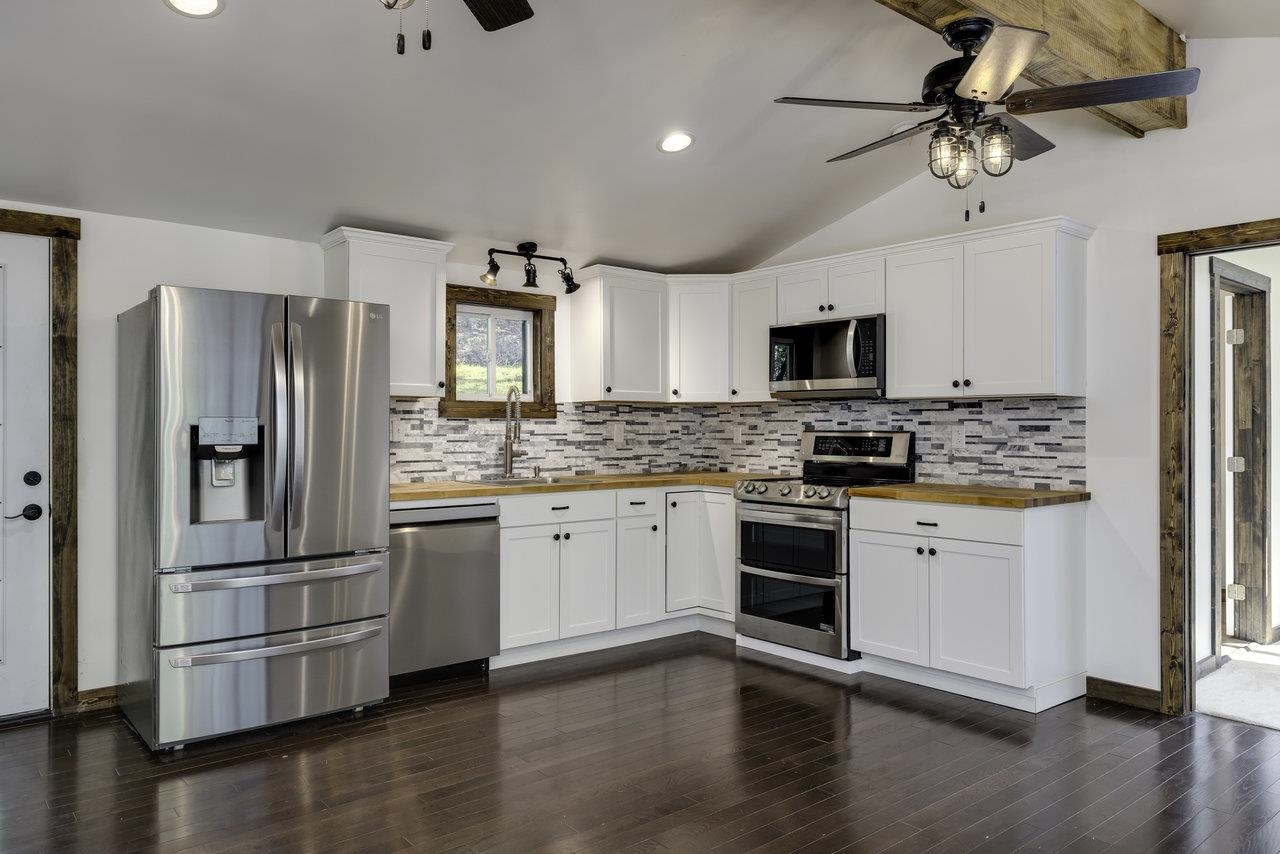 162 Deer Track Road Luray, VA 22835 - Photo 3 of 72 Gallery Image 3