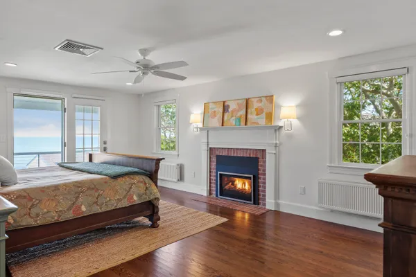 $3,100,000 | 19 Salt Spray Lane, Cape Elizabeth, ME 04107