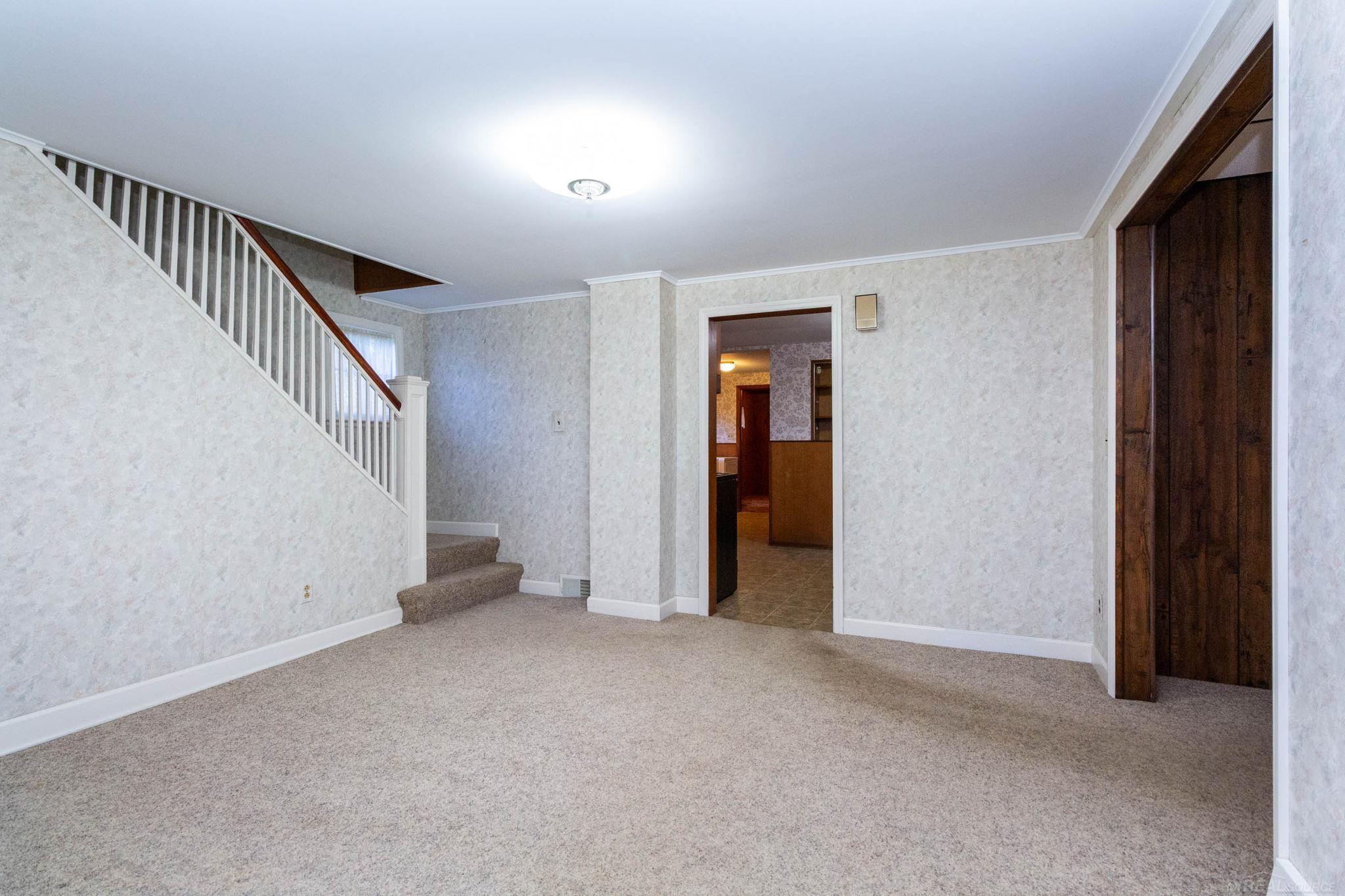 2347 Kronner Road Columbus, MI 48063 - Photo 9 of 57