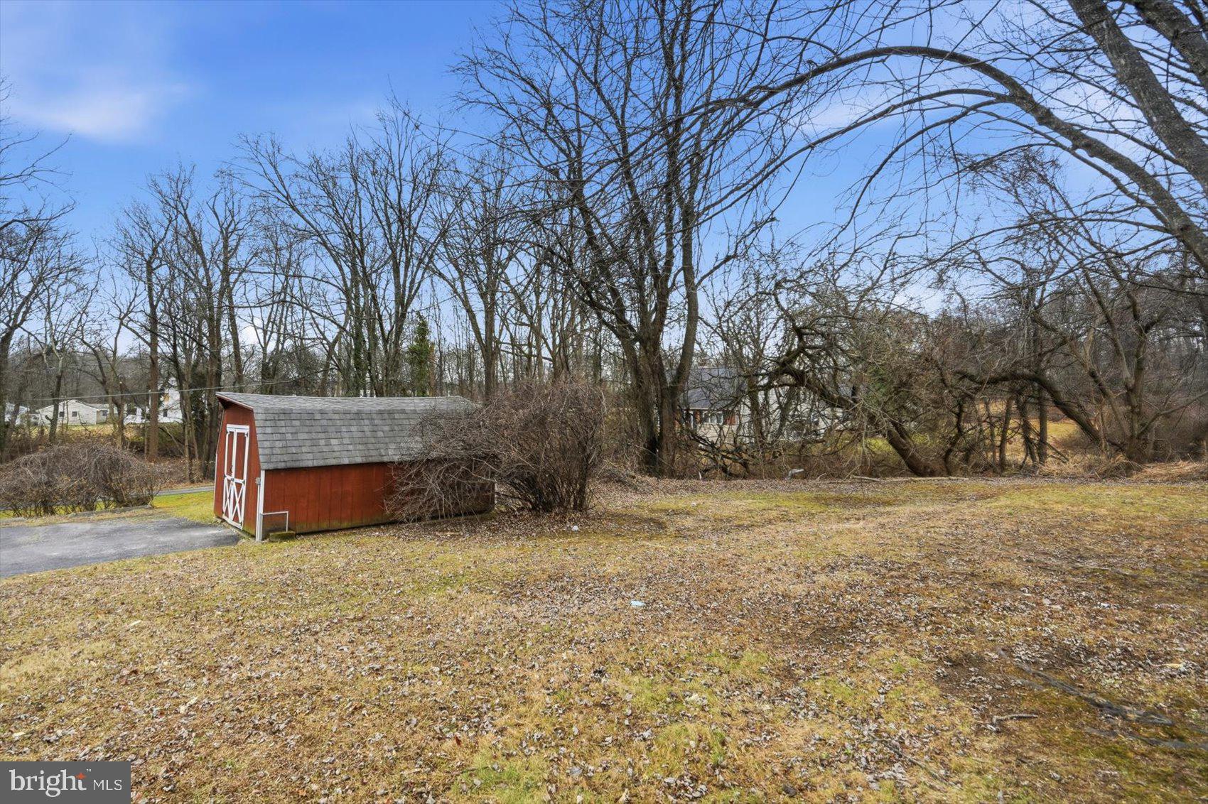 4835 Ridge Road Baltimore, MD 21237 - Photo 38 of 43 Backyard