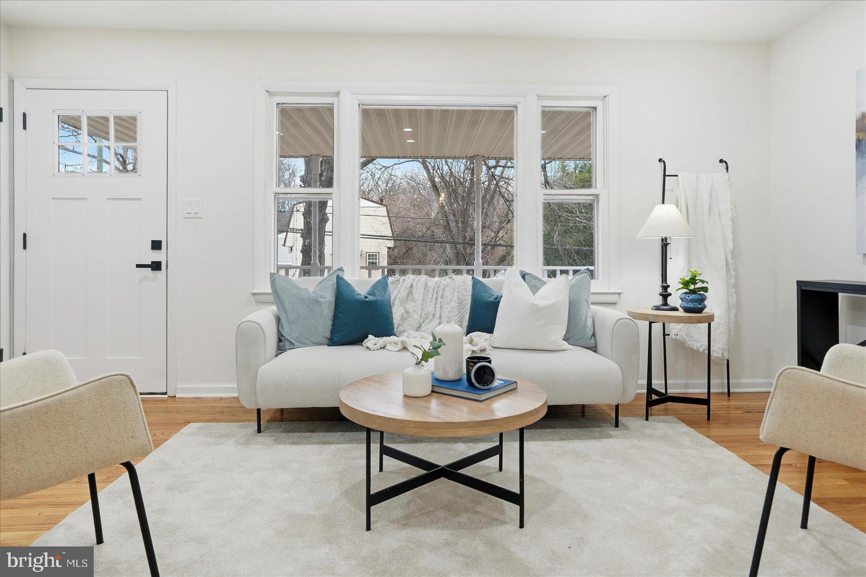 4835 Ridge Road Baltimore, MD 21237 - Photo 6 of 43 Family Room