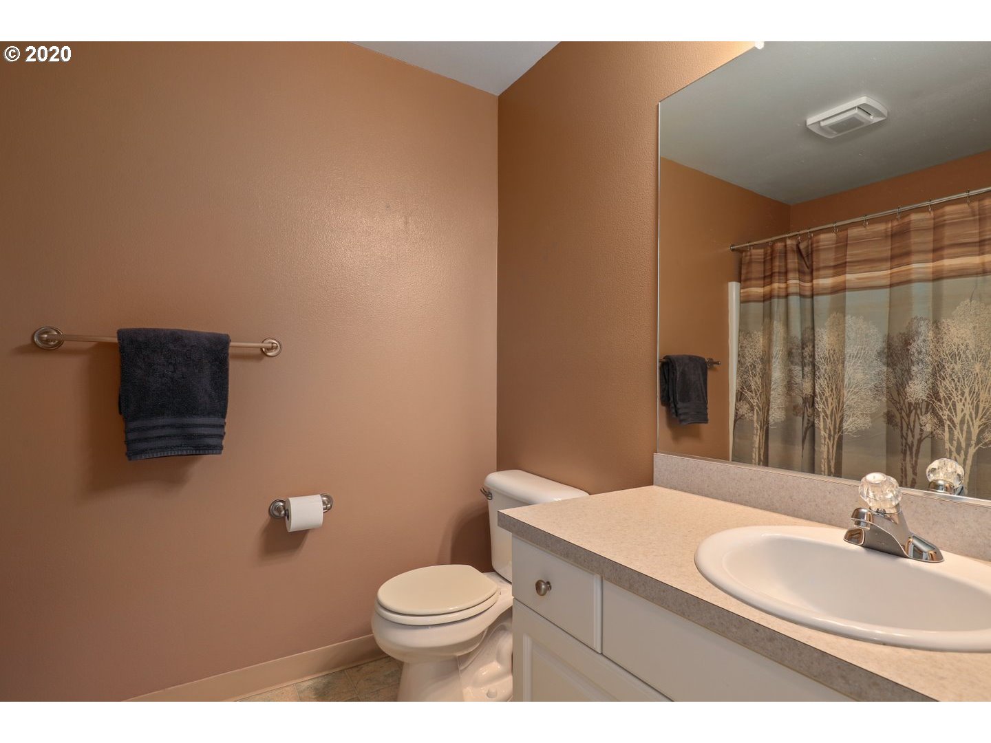 4609 Northeast 118th Avenue Portland, OR 97220 - Photo 18 of 28