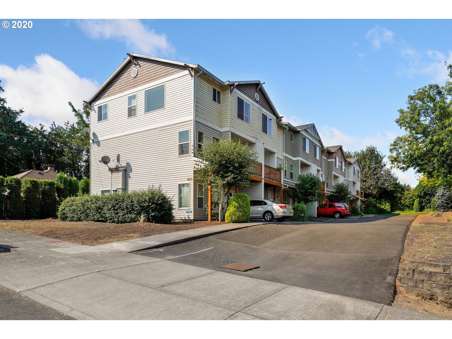 4609 Northeast 118th Avenue Portland, OR 97220 - Photo 3 of 28