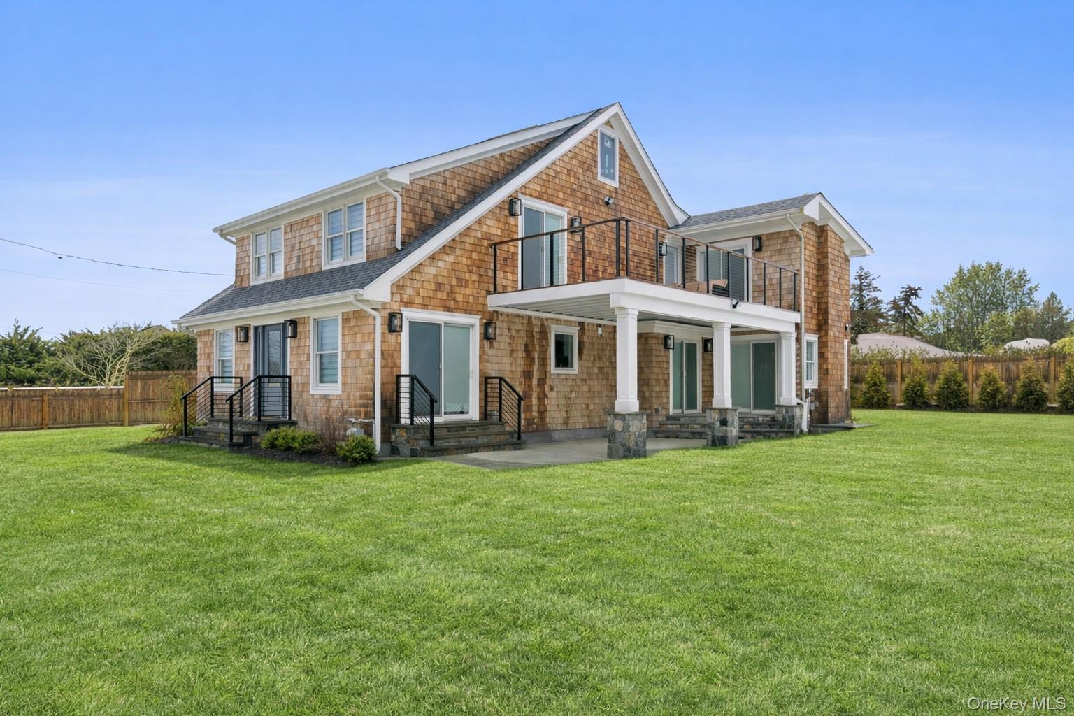10 Sagamore Road Hampton Bays, NY 11946 - Photo 7 of 44