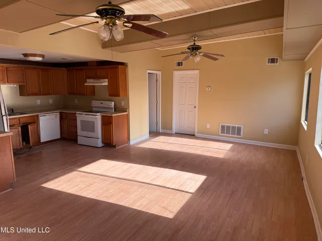 $1,350 | 10633 Woolmarket Lake Road, Biloxi, MS 39532