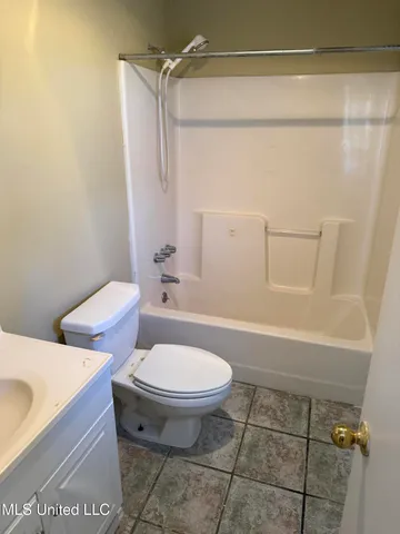 $1,350 | 10633 Woolmarket Lake Road, Biloxi, MS 39532