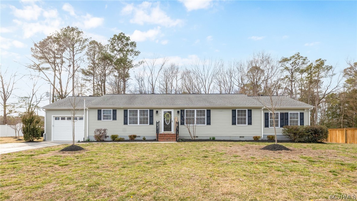 3612 Chesdin Boulevard Sutherland, VA 23885 - Photo 3 of 44 a view of a house with a swimming pool