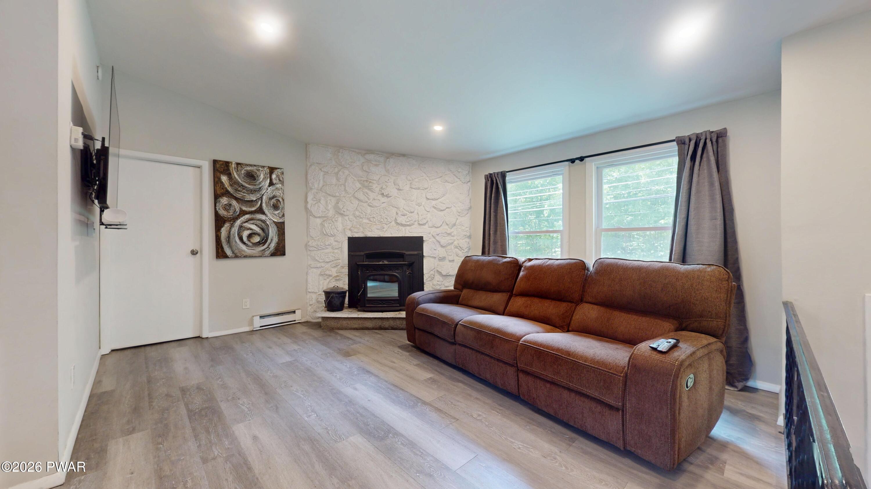 102 Forest Road Dingmans Ferry, PA 18328 - Photo 5 of 58