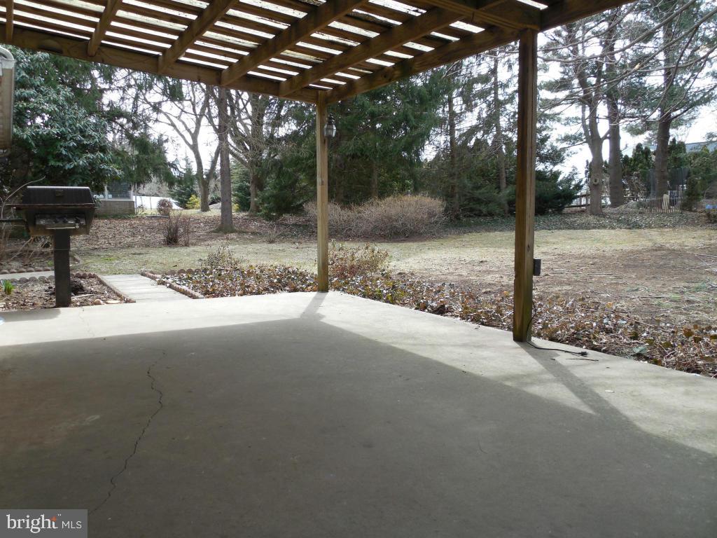 1128 Devonshire Road Lancaster, PA 17601 - Photo 11 of 13 Gallery Image 11
