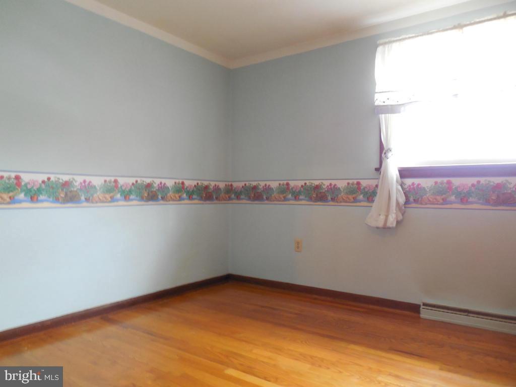 1128 Devonshire Road Lancaster, PA 17601 - Photo 9 of 13 Gallery Image 9