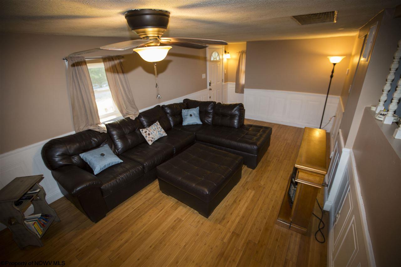 82 Lower Booth Road Morgantown, WV 26501 - Photo 4 of 19 Gallery Image 4