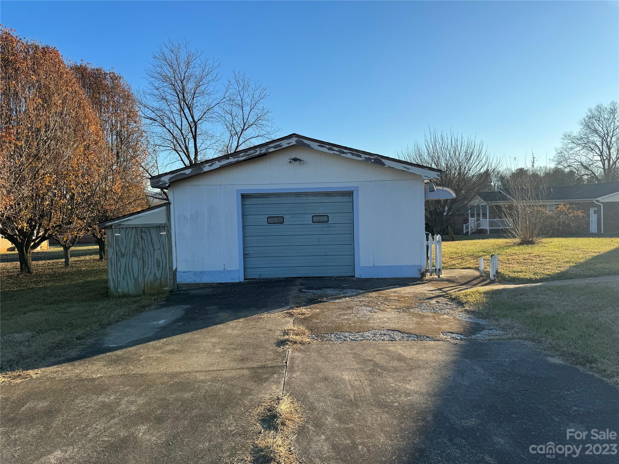 200 Gerald Road Morganton, NC 28655 - Photo 7 of 34 Gallery Image 7