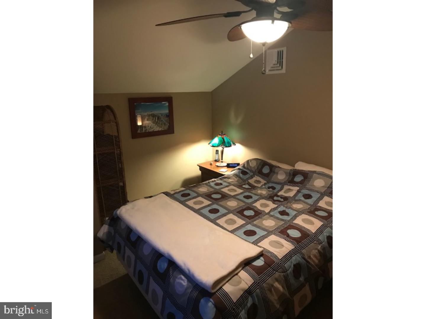33 Hastings Road Trenton, NJ 08620 - Photo 12 of 25 Bedroom - Main
