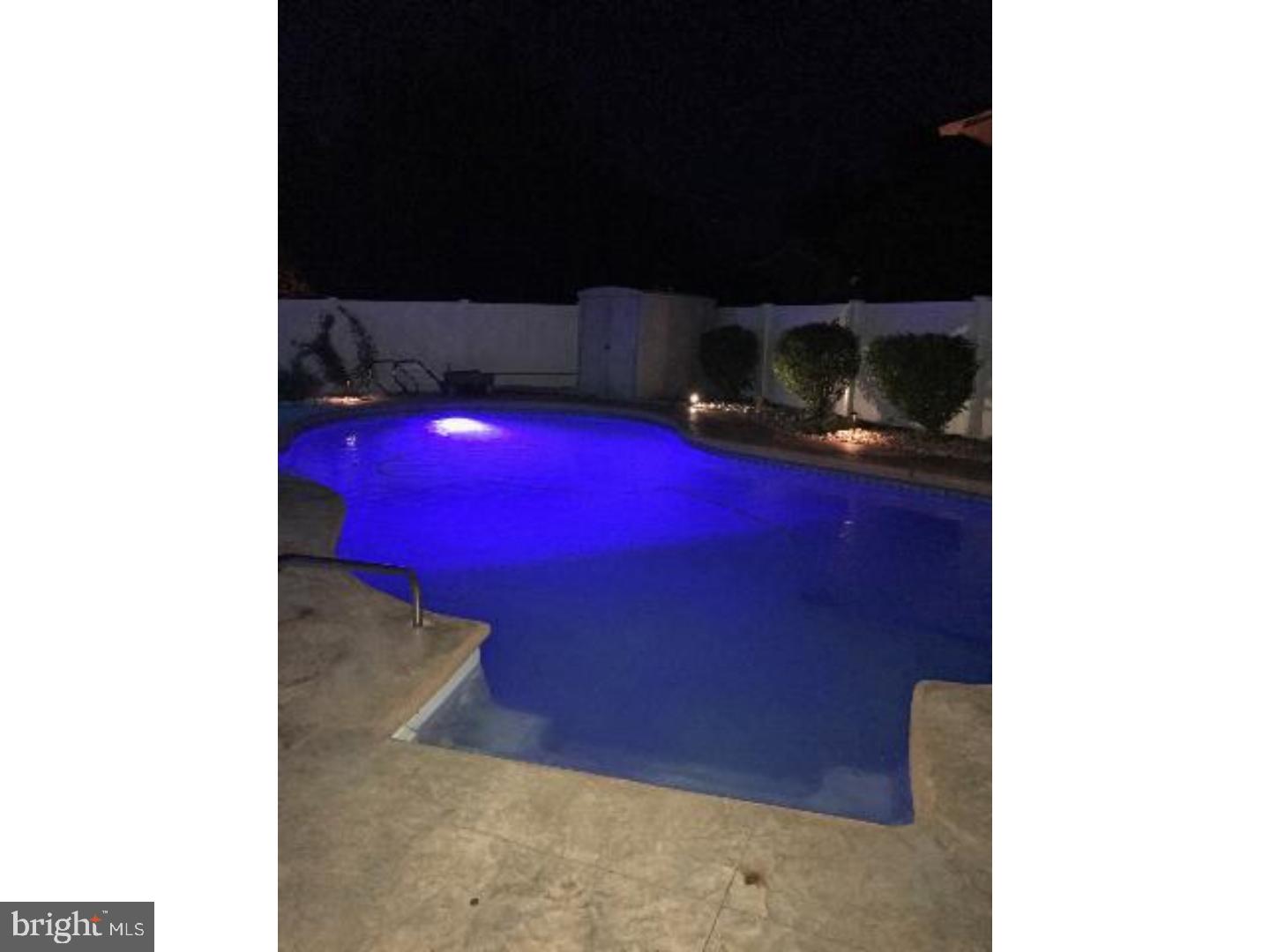 33 Hastings Road Trenton, NJ 08620 - Photo 24 of 25 Pool