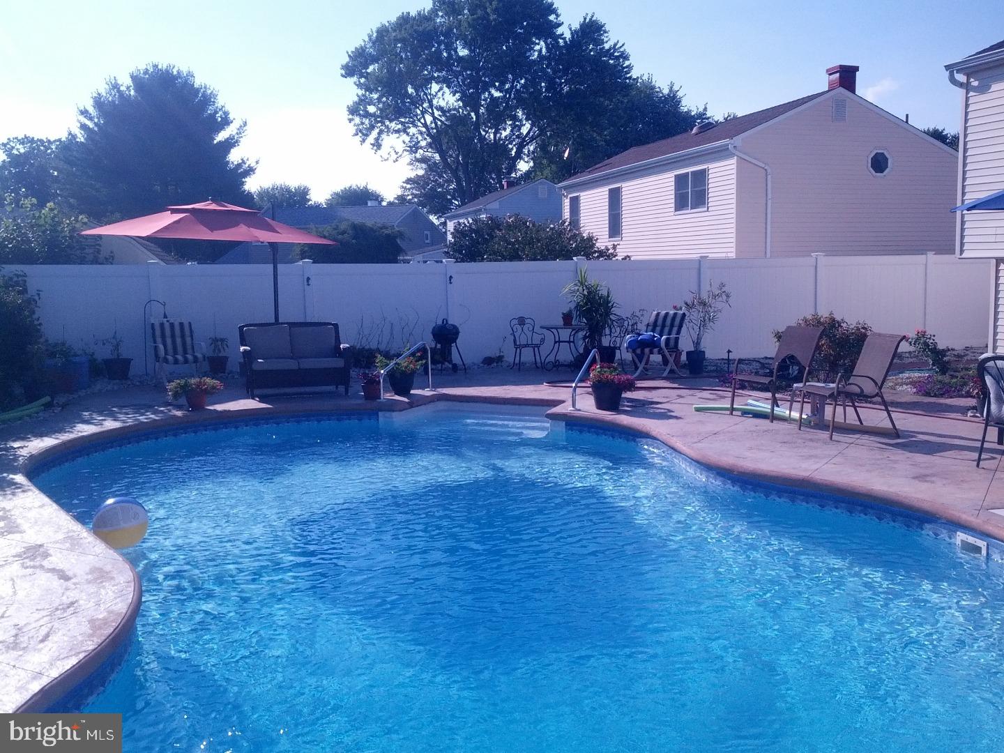 33 Hastings Road Trenton, NJ 08620 - Photo 25 of 25 Pool
