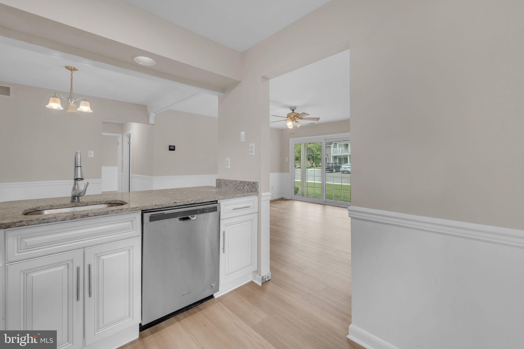 105 Devonshire Court Sewell, NJ 08080 - Photo 9 of 22