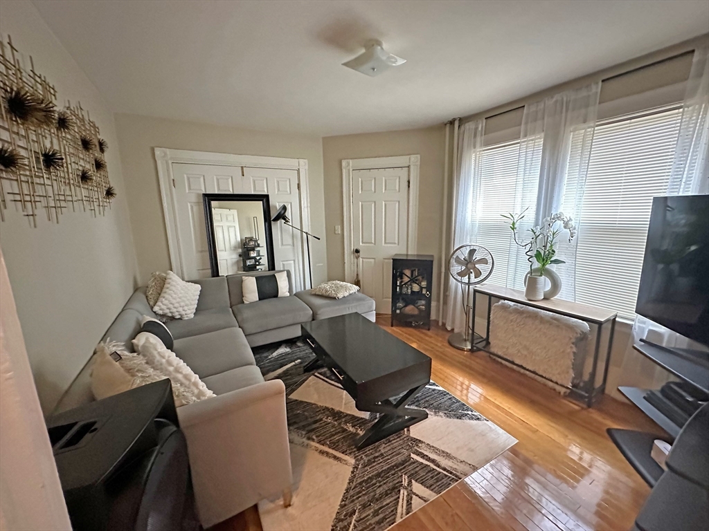 76 Belden Street Boston, MA 02125 - Photo 4 of 13