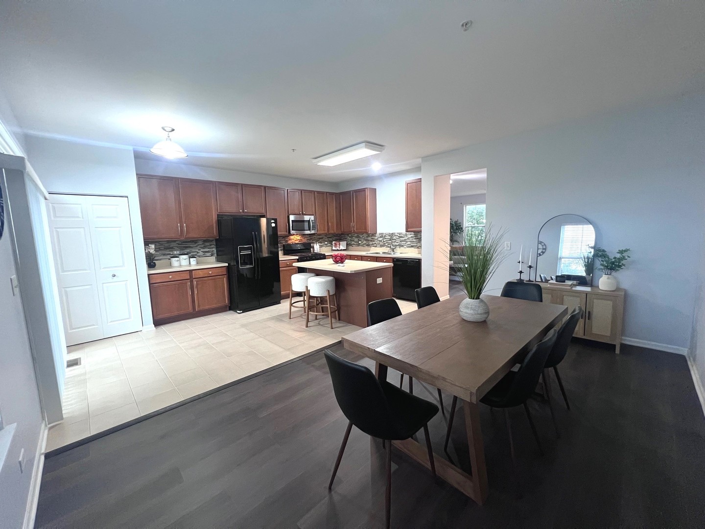 56 Veneto Court Streamwood, IL 60107 - Photo 14 of 54