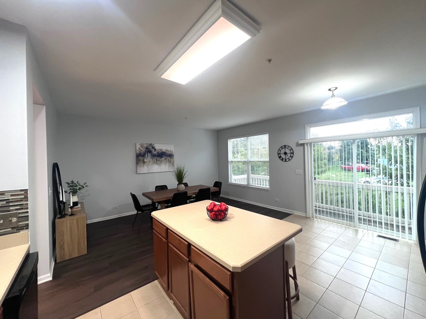 56 Veneto Court Streamwood, IL 60107 - Photo 16 of 54