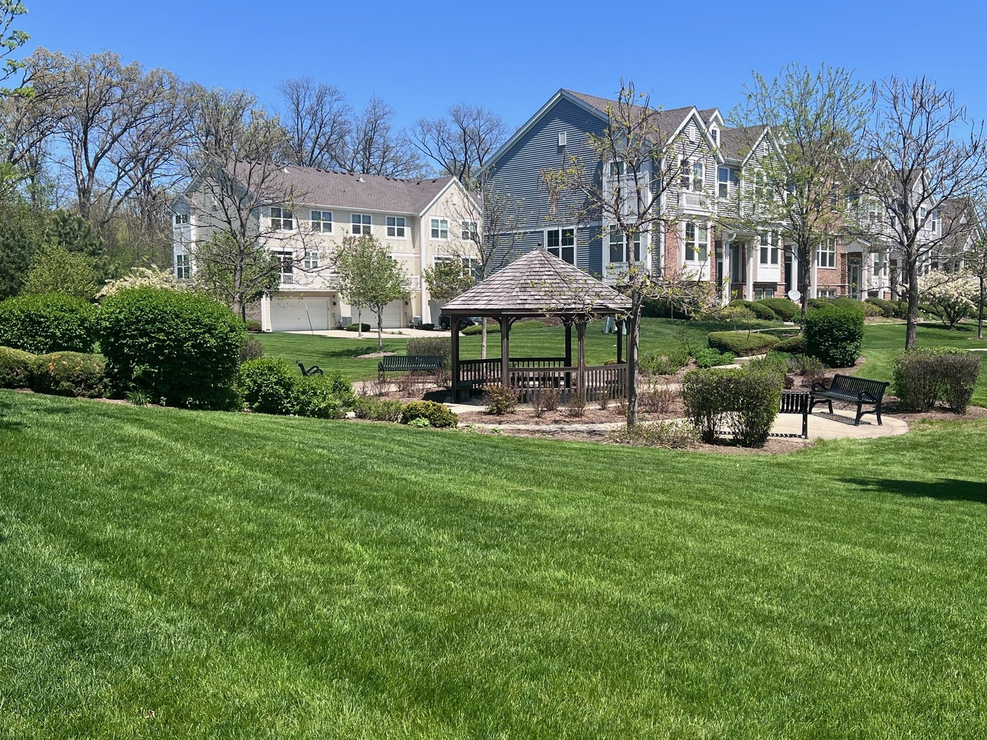 56 Veneto Court Streamwood, IL 60107 - Photo 3 of 54