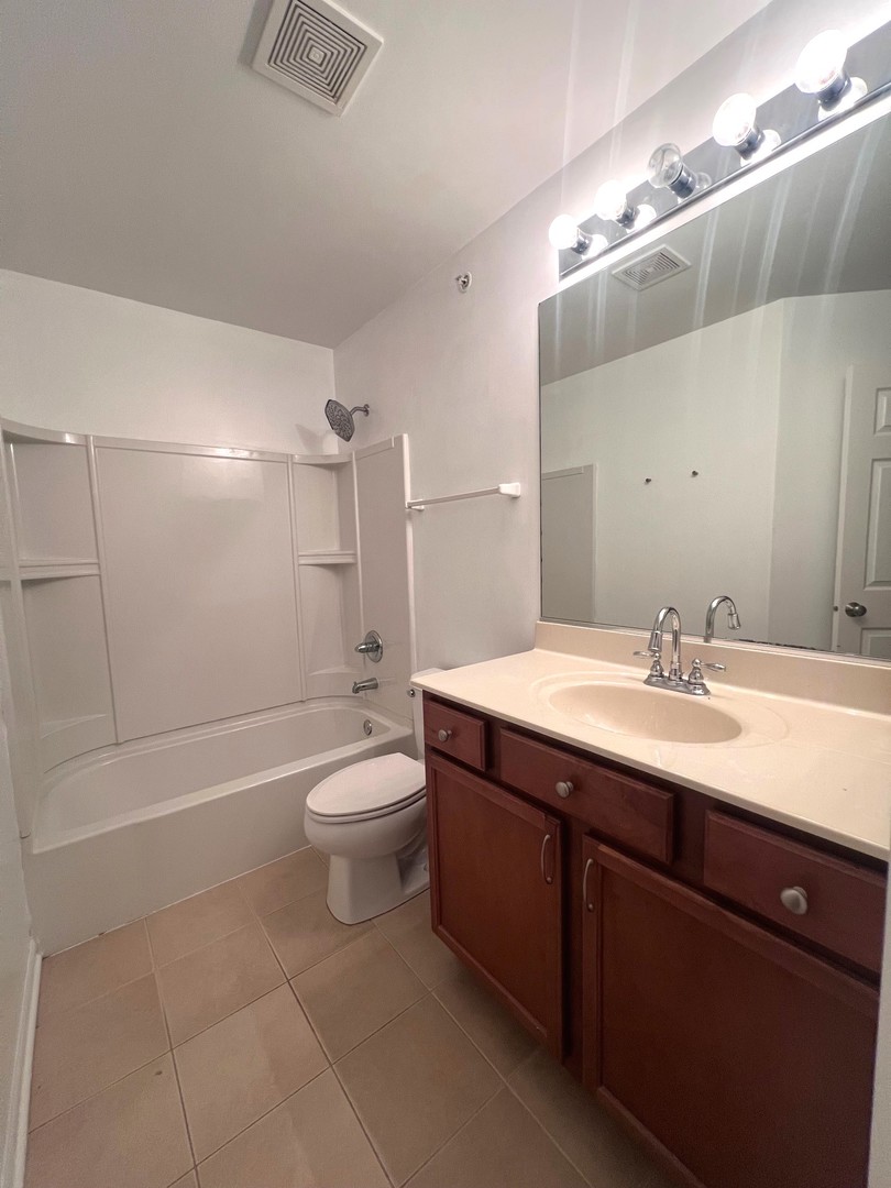 56 Veneto Court Streamwood, IL 60107 - Photo 34 of 54