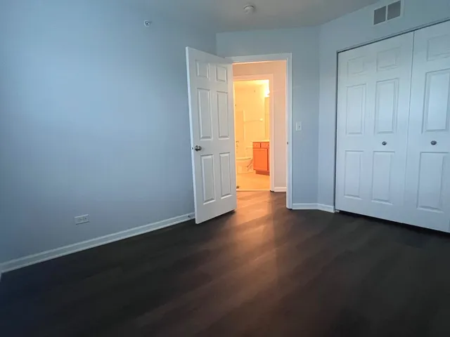 $375,000 | 56 Veneto Court, Streamwood, IL 60107