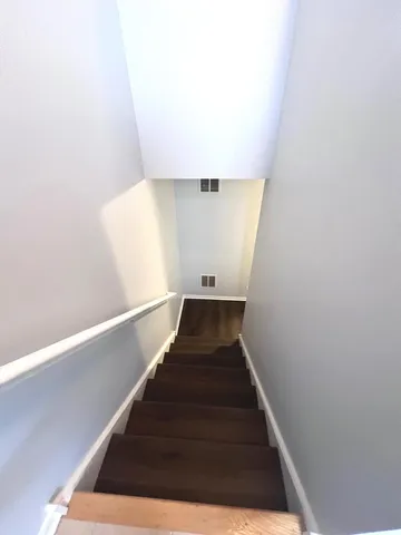 $375,000 | 56 Veneto Court, Streamwood, IL 60107