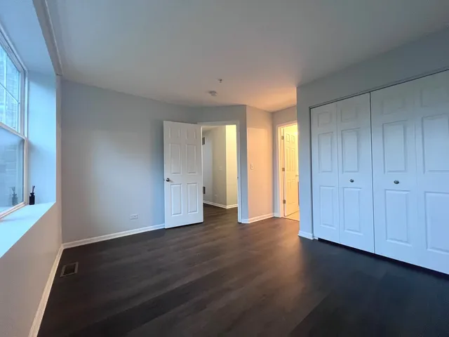 $375,000 | 56 Veneto Court, Streamwood, IL 60107