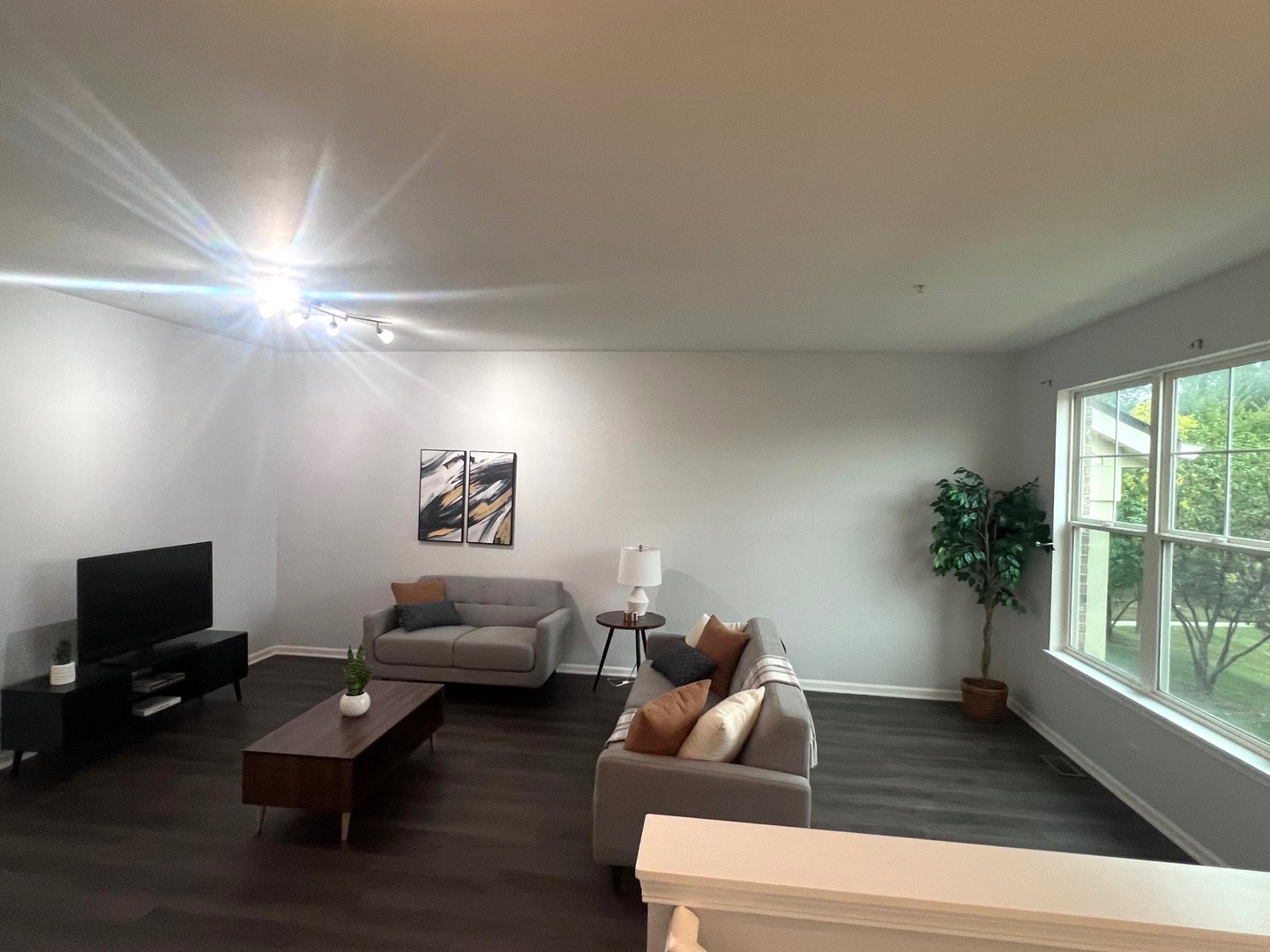 56 Veneto Court Streamwood, IL 60107 - Photo 9 of 54