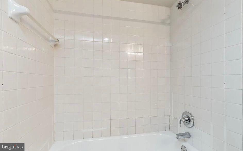 1230 23rd Street Northwest, Unit 818 Washington, DC 20037 - Photo 20 of 31