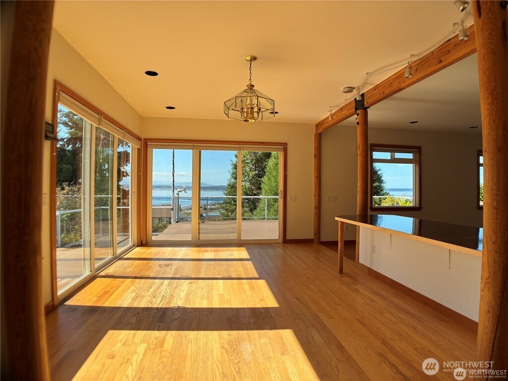 4957 Scurlock Road Freeland, WA 98249 - Photo 7 of 20