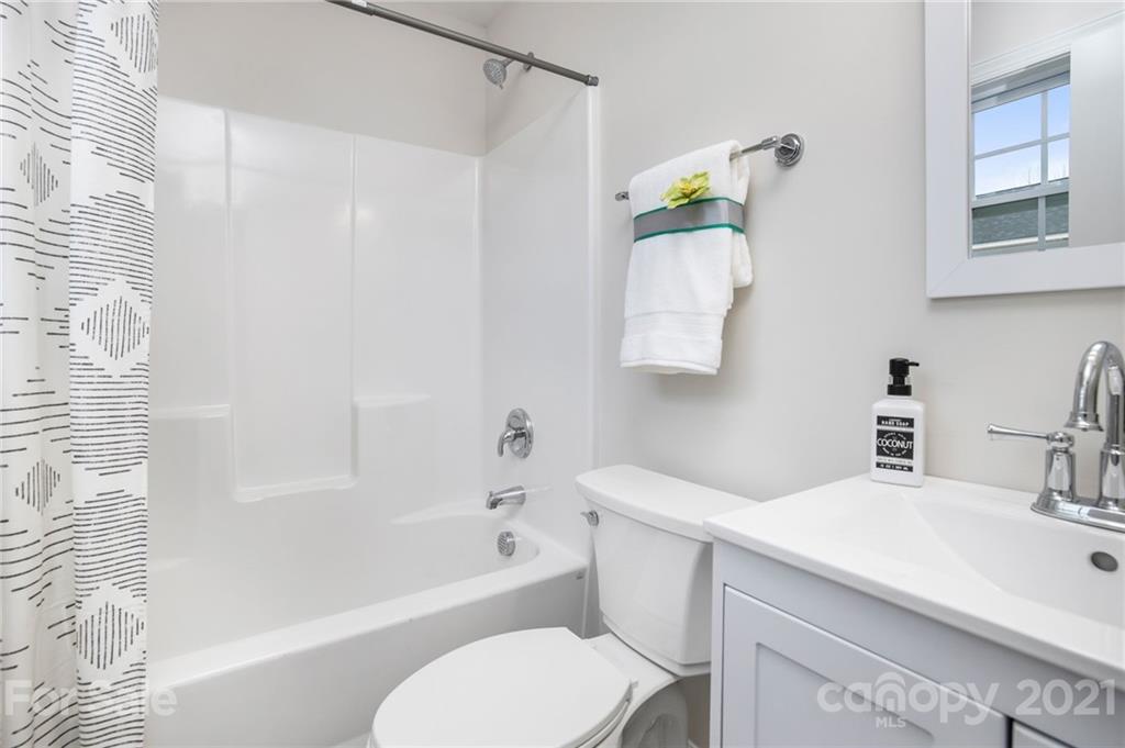 1305 Crawford Road, Unit 3 Rock Hill, SC 29730 - Photo 8 of 12 Gallery Image 8