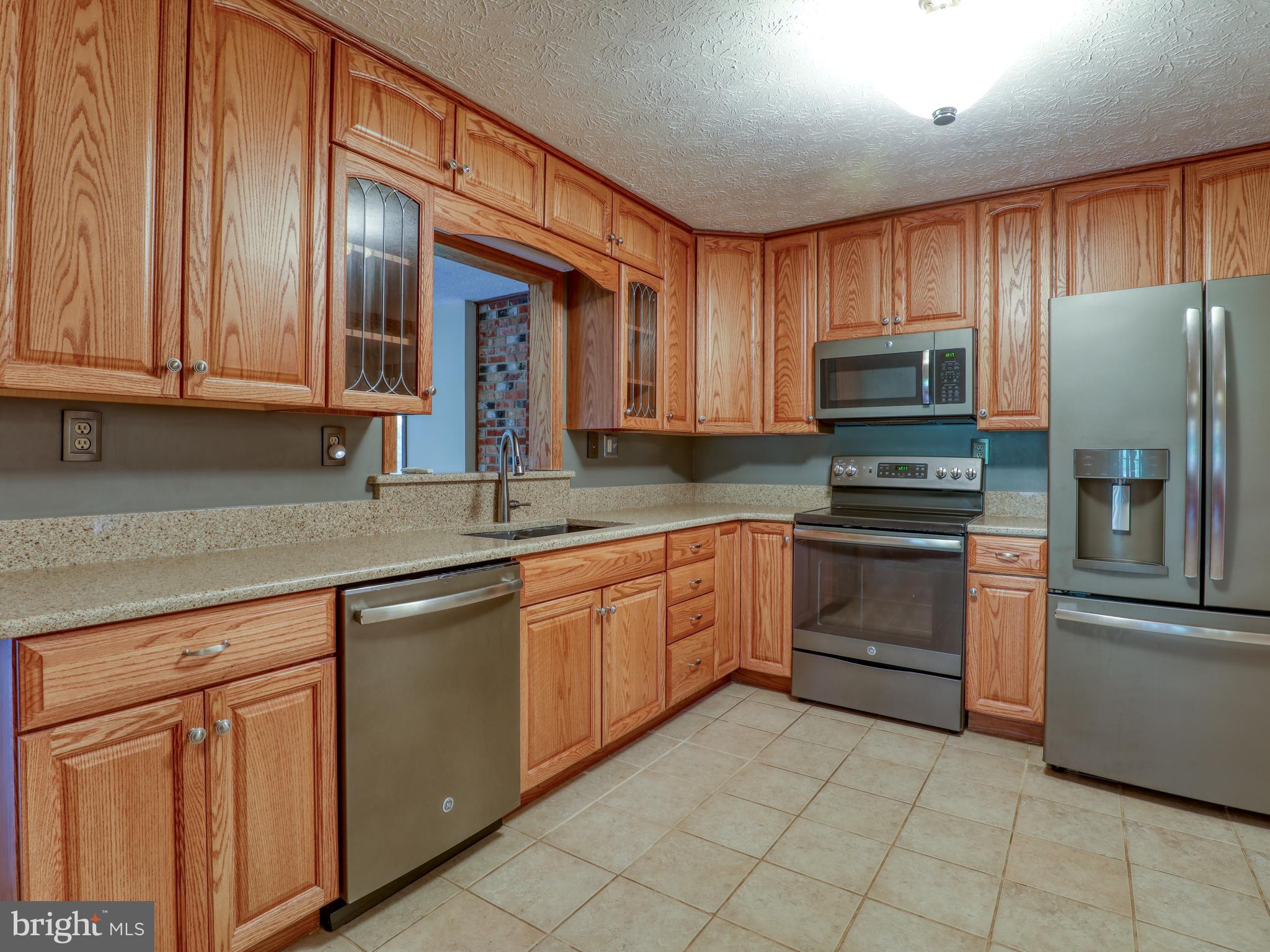 104 Forest Ridge Road Winchester, VA 22602 - Photo 10 of 46 Kitchen has granite countertops
