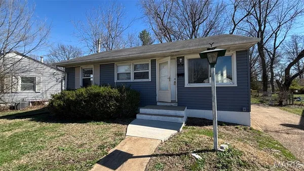 $1,500 | 204 Tay Road, St. Louis, MO 63137