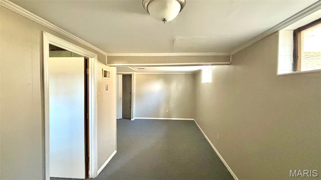 204 Tay Road St. Louis, MO 63137 - Photo 13 of 16