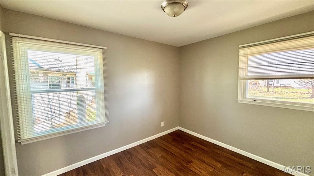 204 Tay Road St. Louis, MO 63137 - Photo 6 of 16