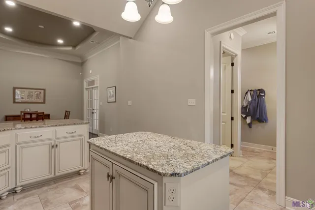 $2,625 | 100 Flora Springs, Youngsville, LA 70592