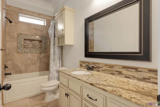 $2,625 | 100 Flora Springs, Youngsville, LA 70592