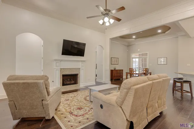 $2,625 | 100 Flora Springs, Youngsville, LA 70592